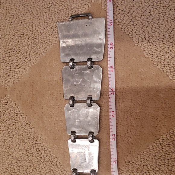 Metal Belt, Floral Design Sz S - Picture 10 of 10